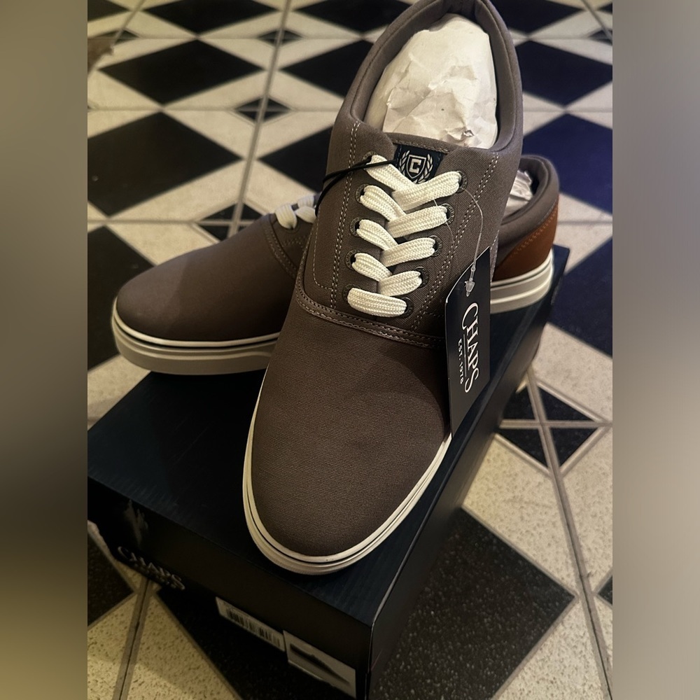Chaps Men’s Chace Canvas Lace-Up Sneakers